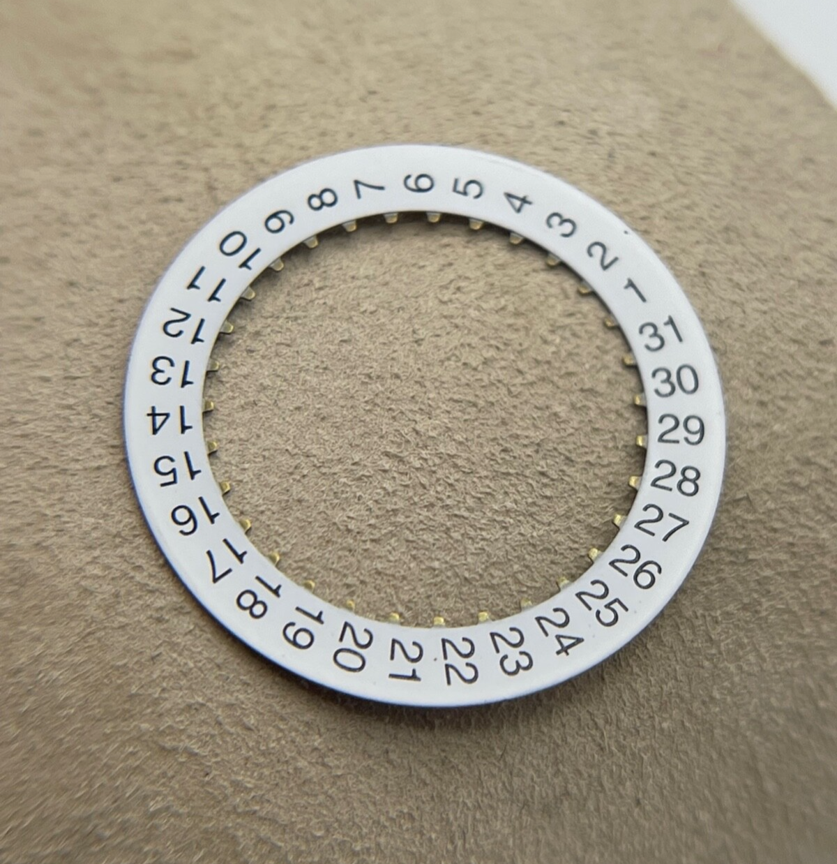 Tudor Style disco data bianco white date disc ETA 2824-1