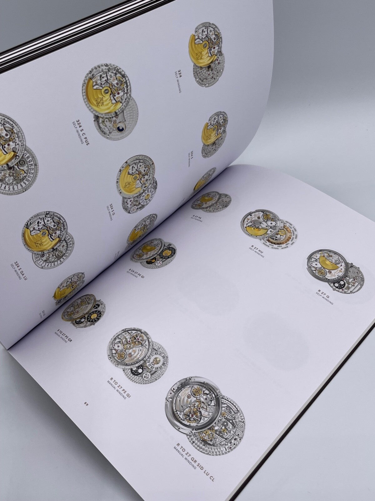 Patek Philippe Nautilus catalogo collezione collection catalogue 2019 inglese