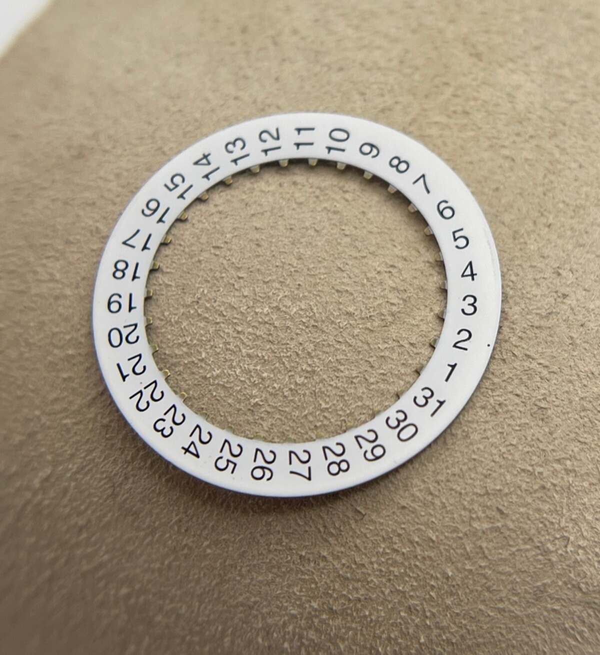Tudor Style disco data bianco white date disc ETA 2824-1