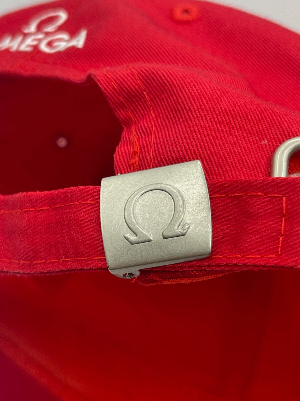 Omega cappello rosso red hat taglia unica one size
