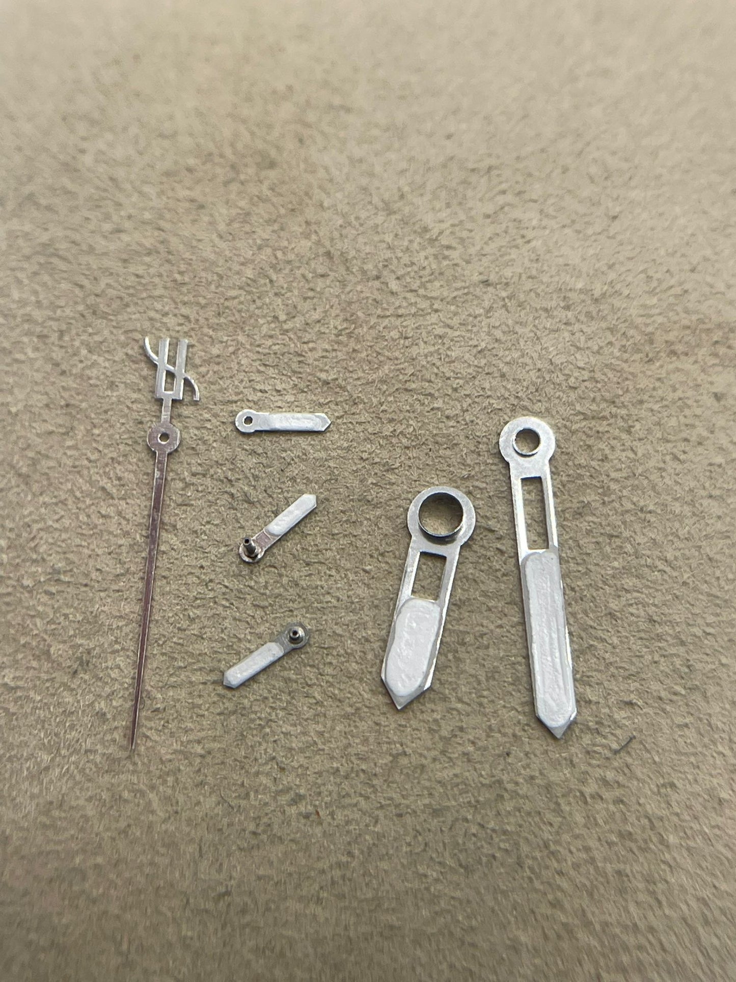 Hublot Big Bang 44 set of hands and screws for Robert
