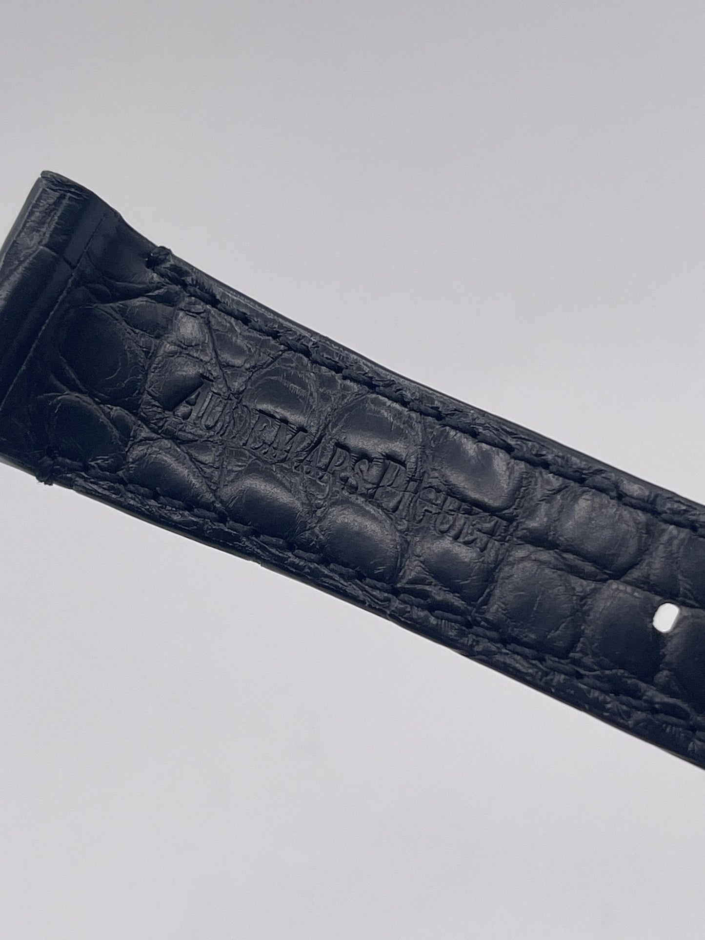 Audemars Piguet Code 11.59 cinturino watch strap pelle alligatore nero 22/18mm