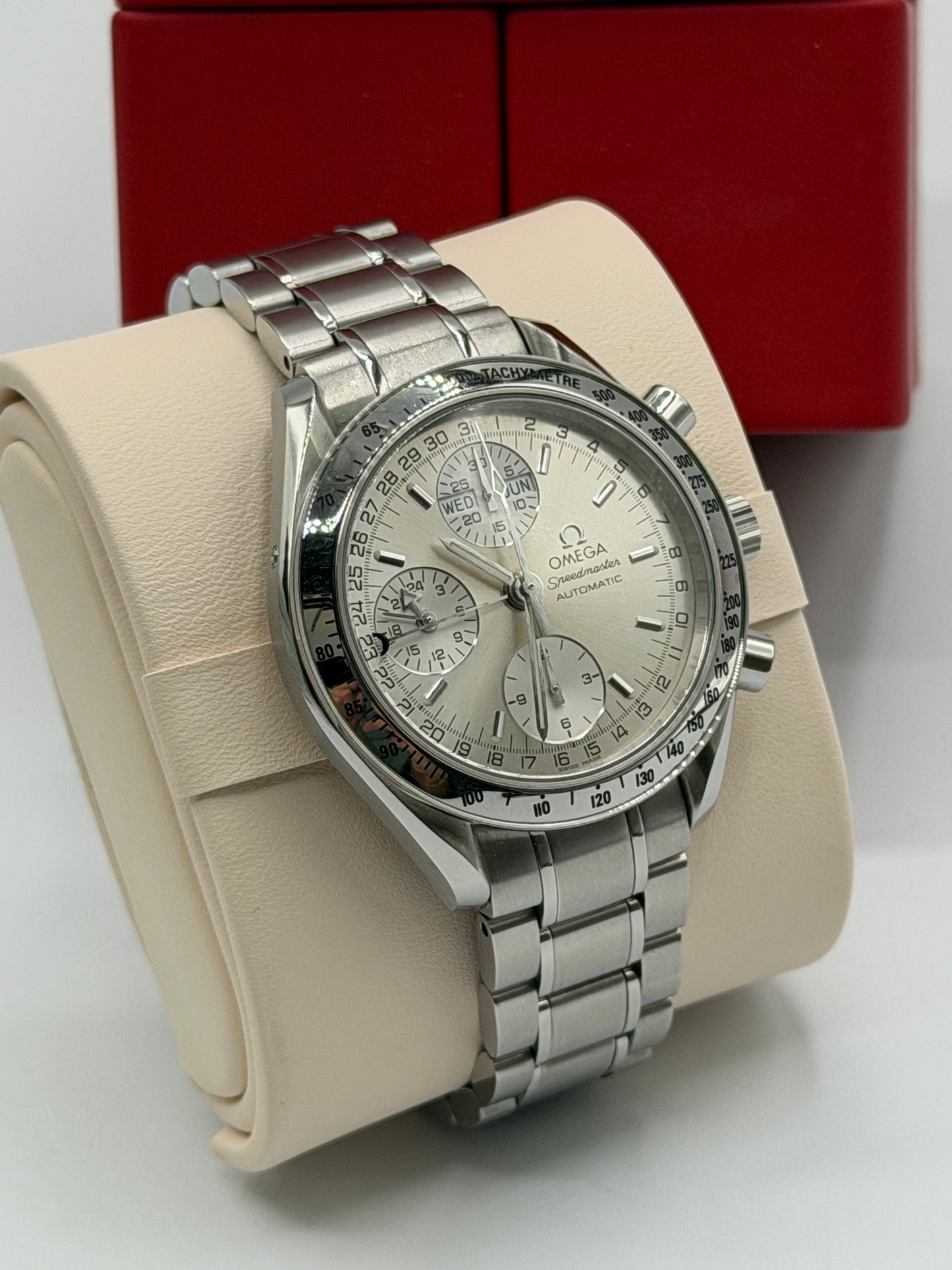 Omega Speedmaster Date Triple Calendar 39mm acciaio steel ref 1750084 cal 1151