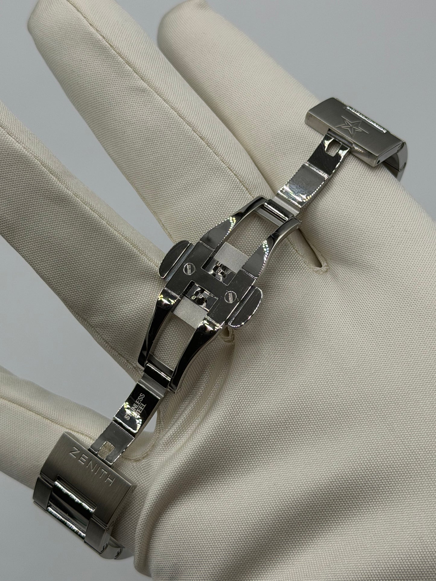 Zenith El Primero Chronomaster 42mm acciaio ref 03.2080.4021/21.M2040 cal 4021