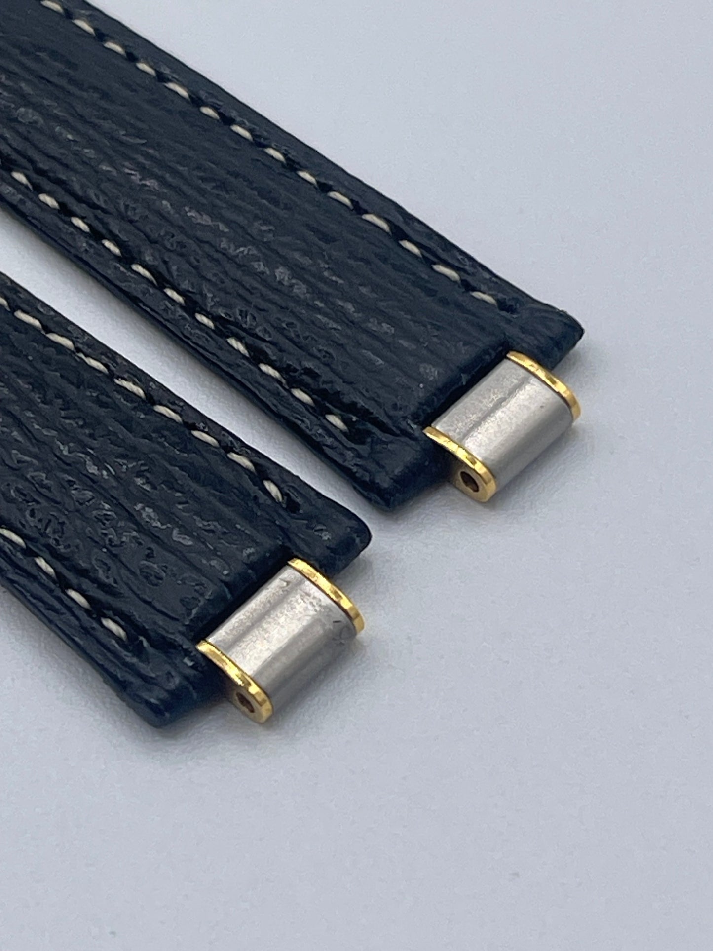 Cartier Must cinturino squalo nero black shark KD08E865 17/14mm