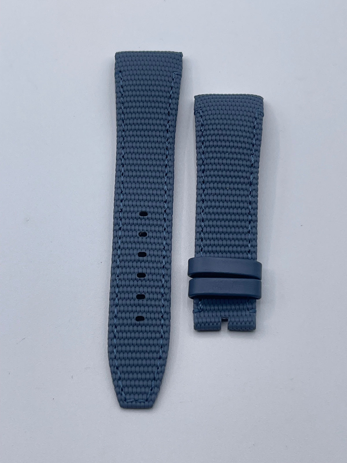 Audemars Piguet Code 11.59 cinturino orologio caucciù caoutchouc azzurro 22/18mm