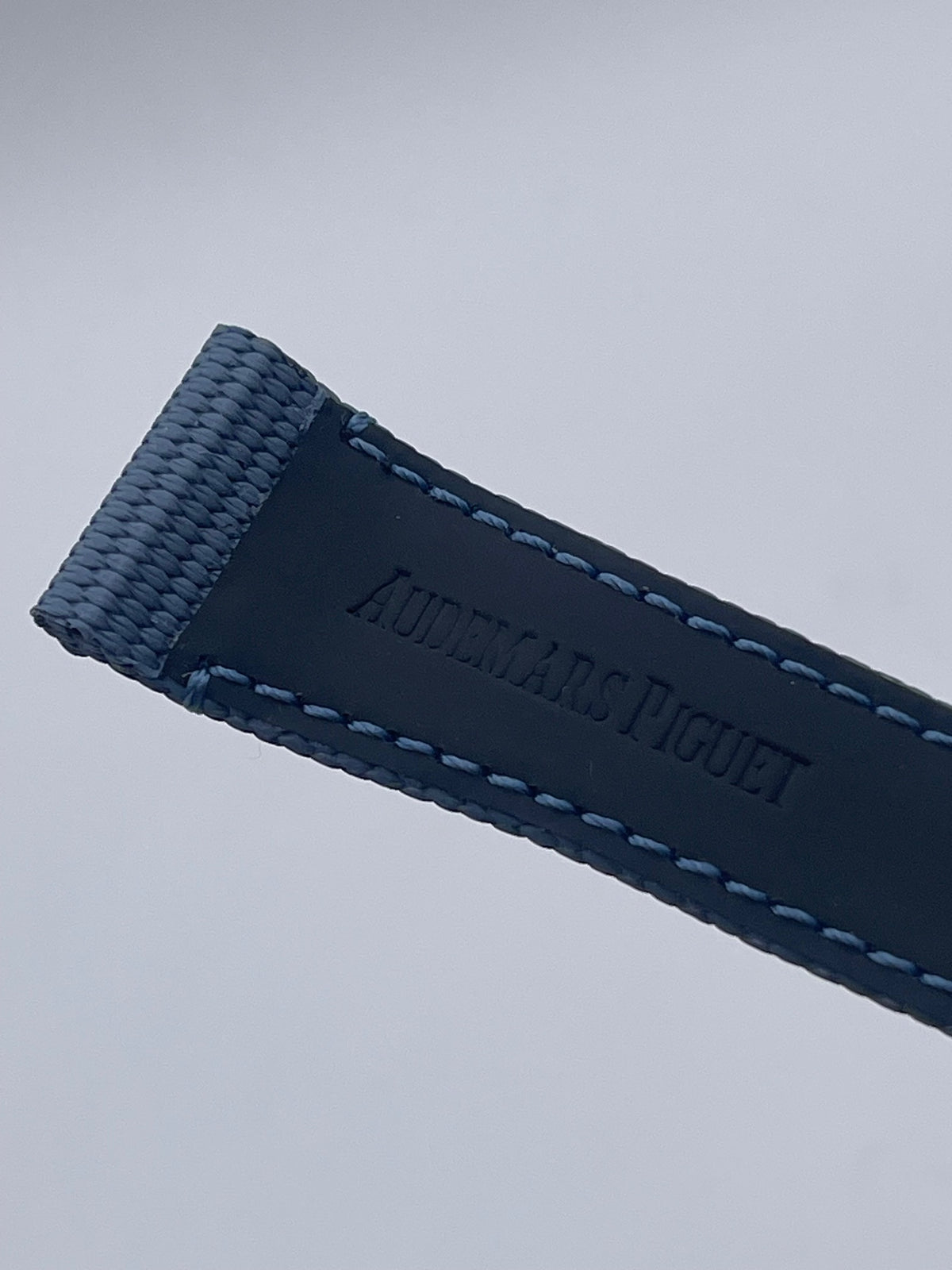 Audemars Piguet Code 11.59 cinturino orologio caucciù caoutchouc azzurro 22/18mm
