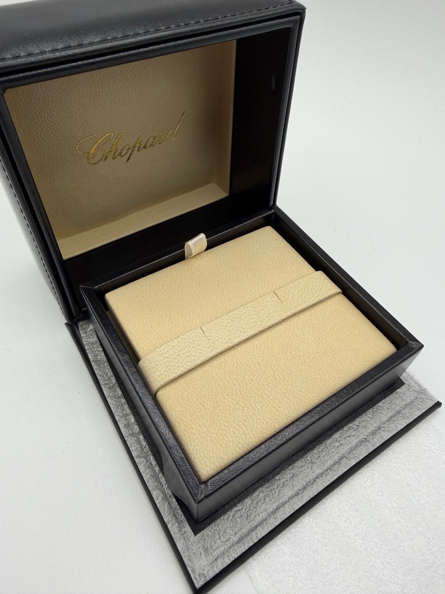 Chopard scatola orecchini earrings box pelle blu blue leather