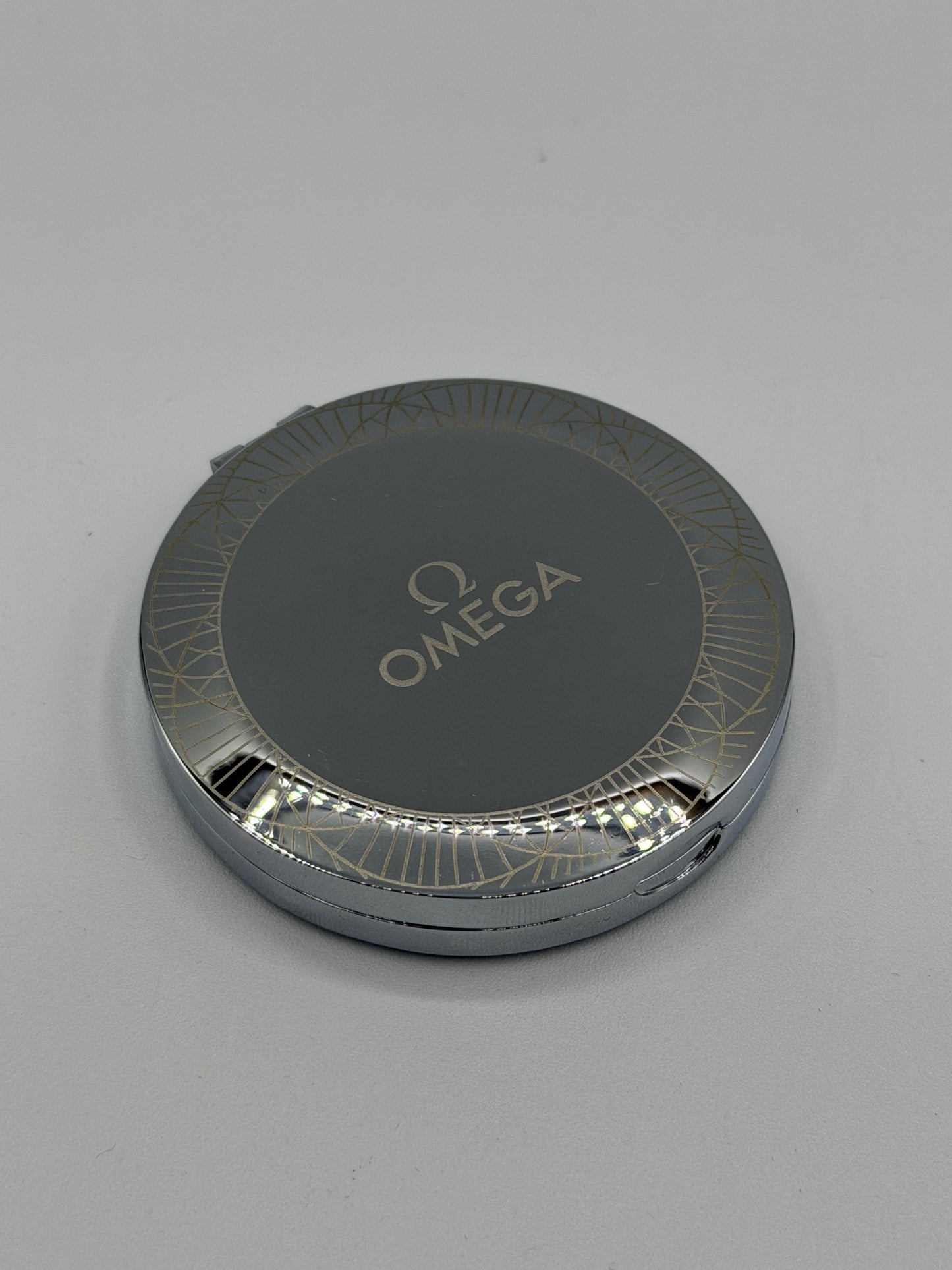 Omega specchio rotondo acciaio steel round mirror