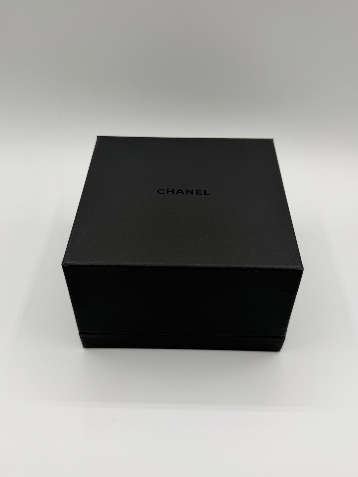 Chanel J12 scatola orologio watch box pelle bianca white leather