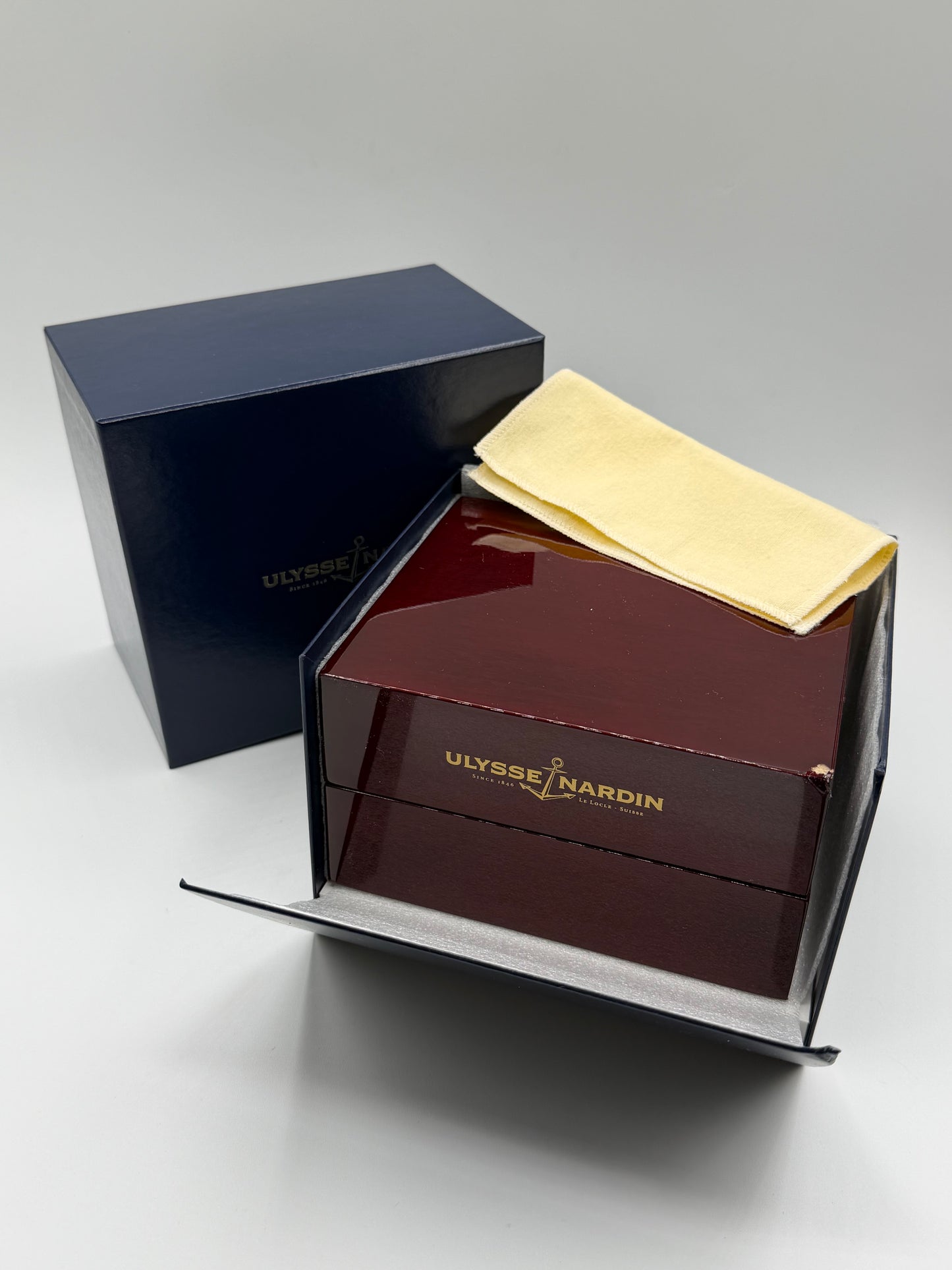 Ulysse Nardin scatola orologio legno wooden watch box