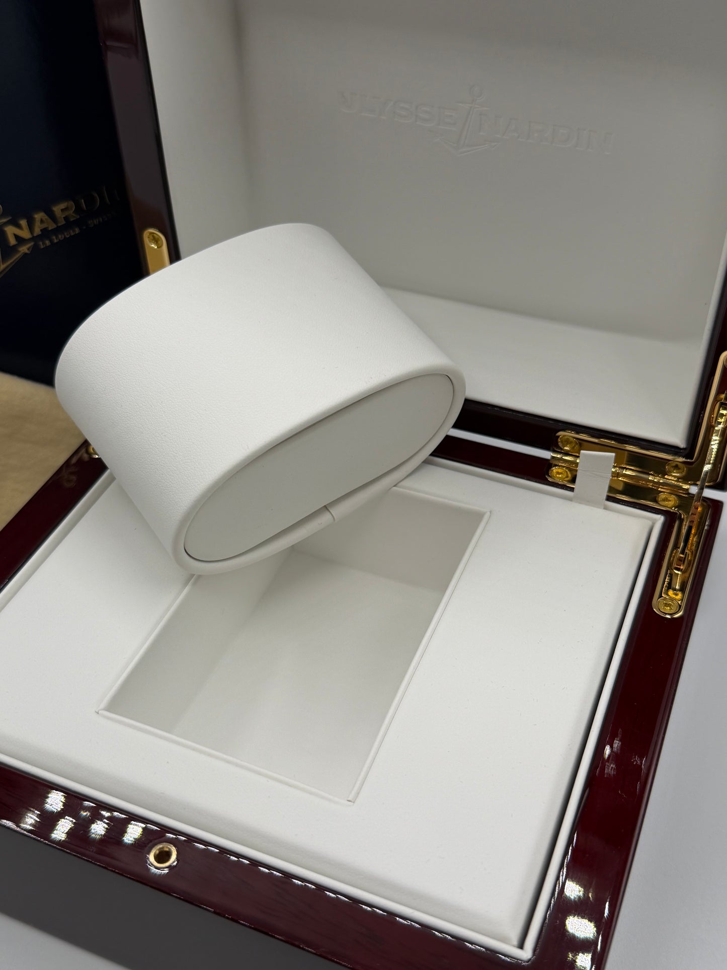 Ulysse Nardin scatola orologio legno wooden watch box