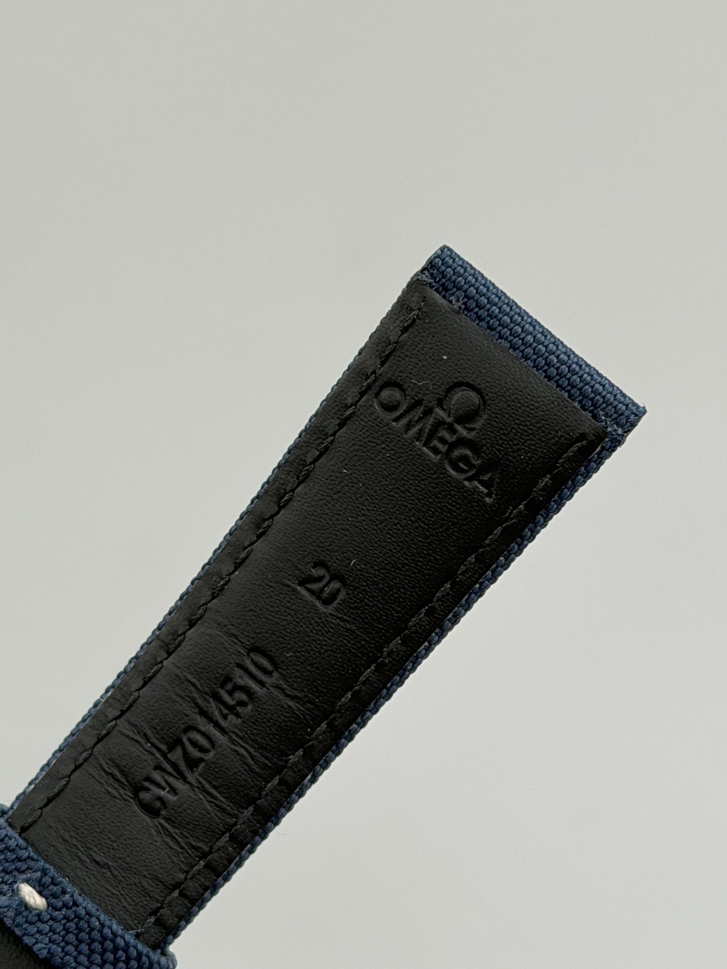 Omega Speedmaster "Snoopy" cinturino tessuto blu fabric strap 20/16 mm