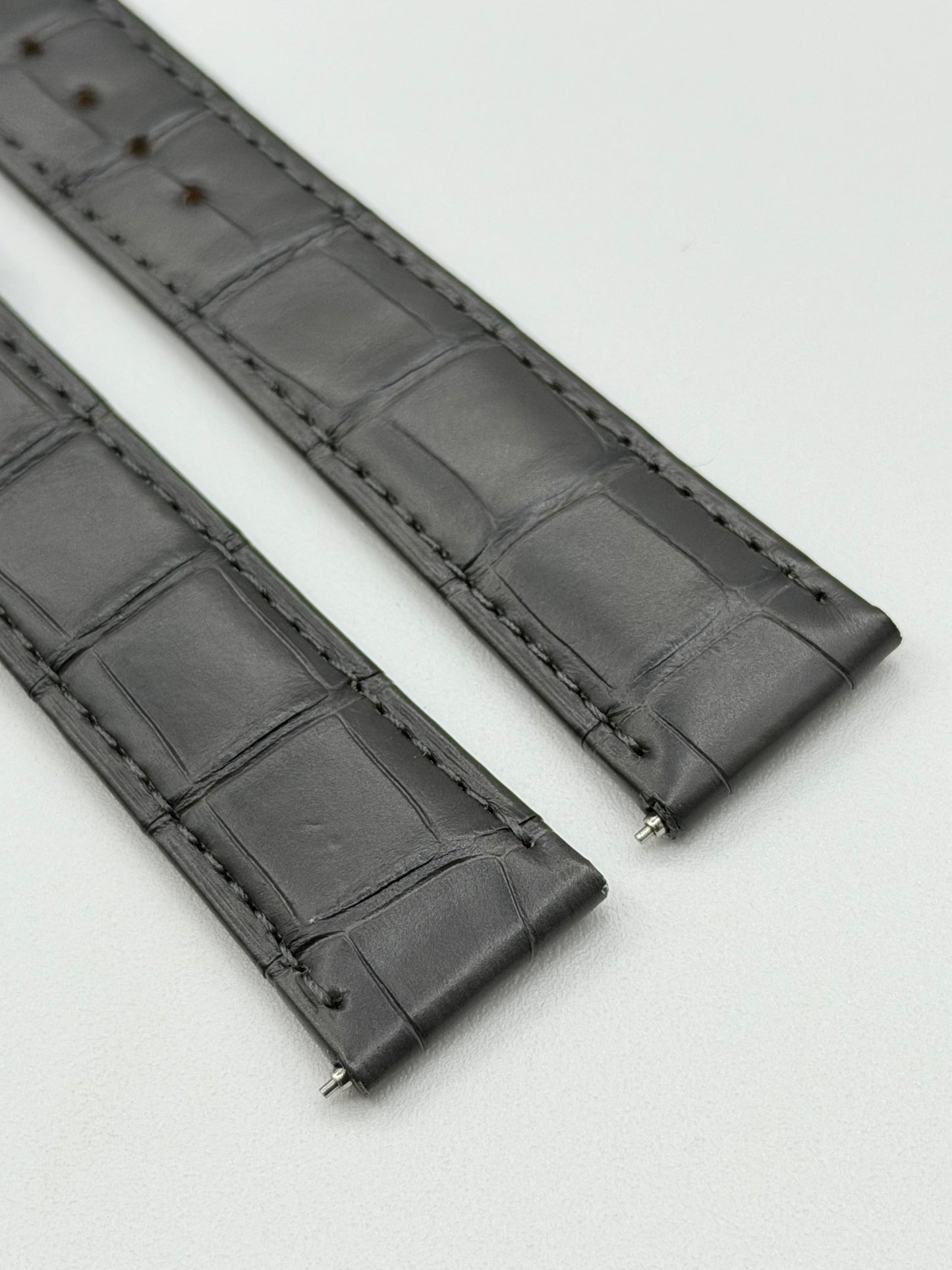 Cartier Tank cinturino alligatore grigio grey alligator KD8TBM18 19/16mm
