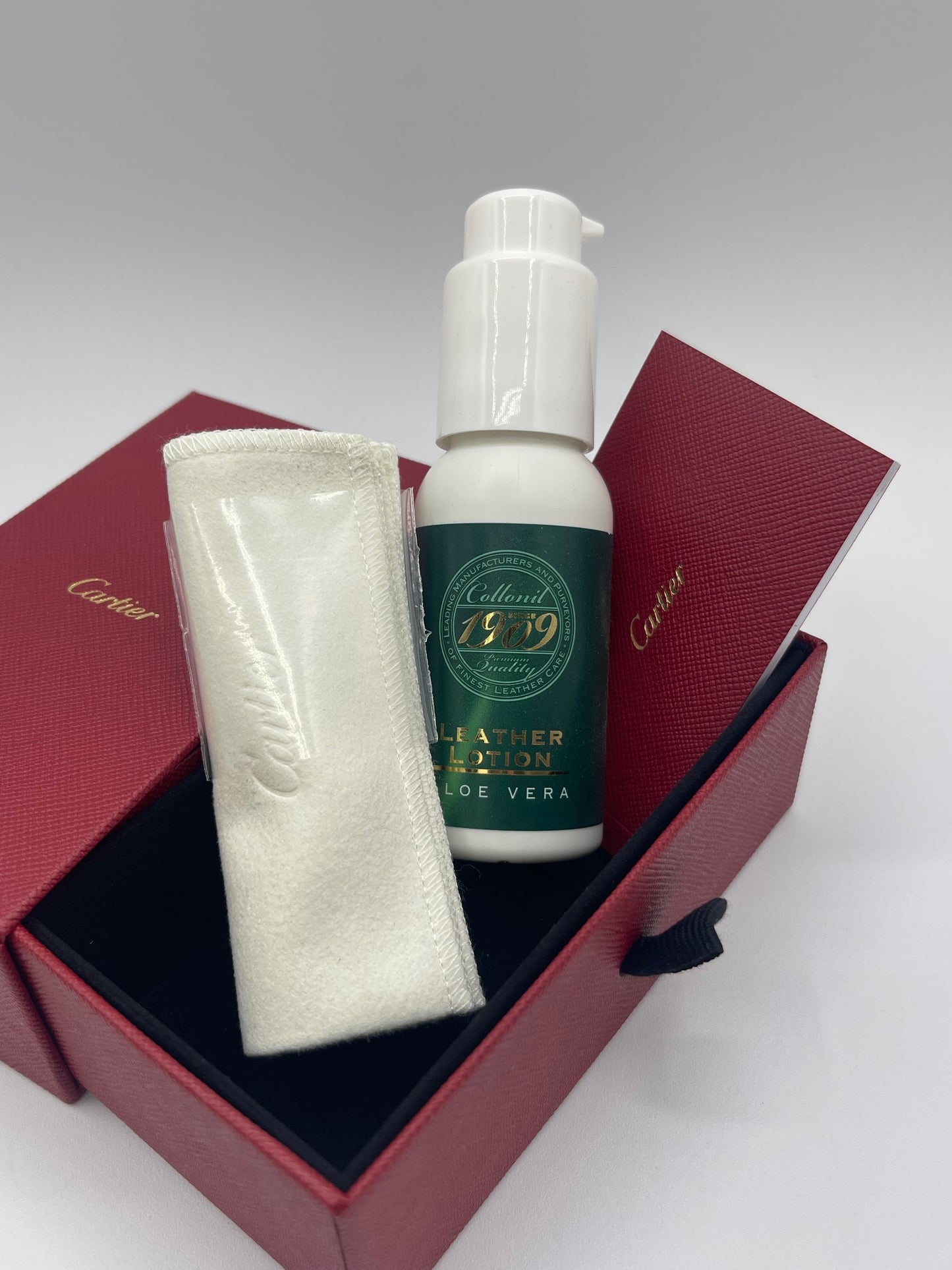 Cartier kit pulizia pellami leather maintenance kit