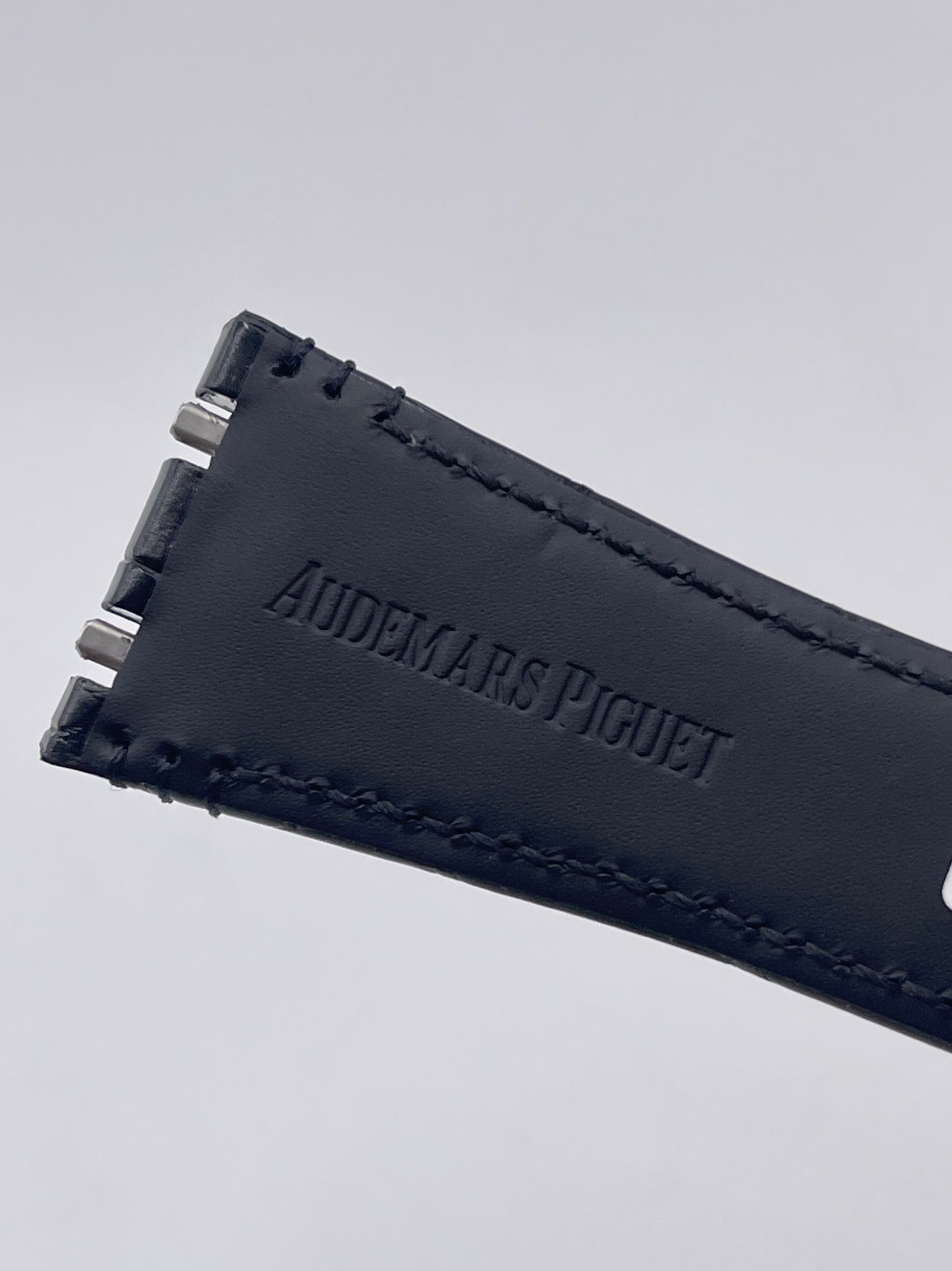 Audemars Piguet Royal Oak Offshore 43mm cinturino alligator strap 30/22mm