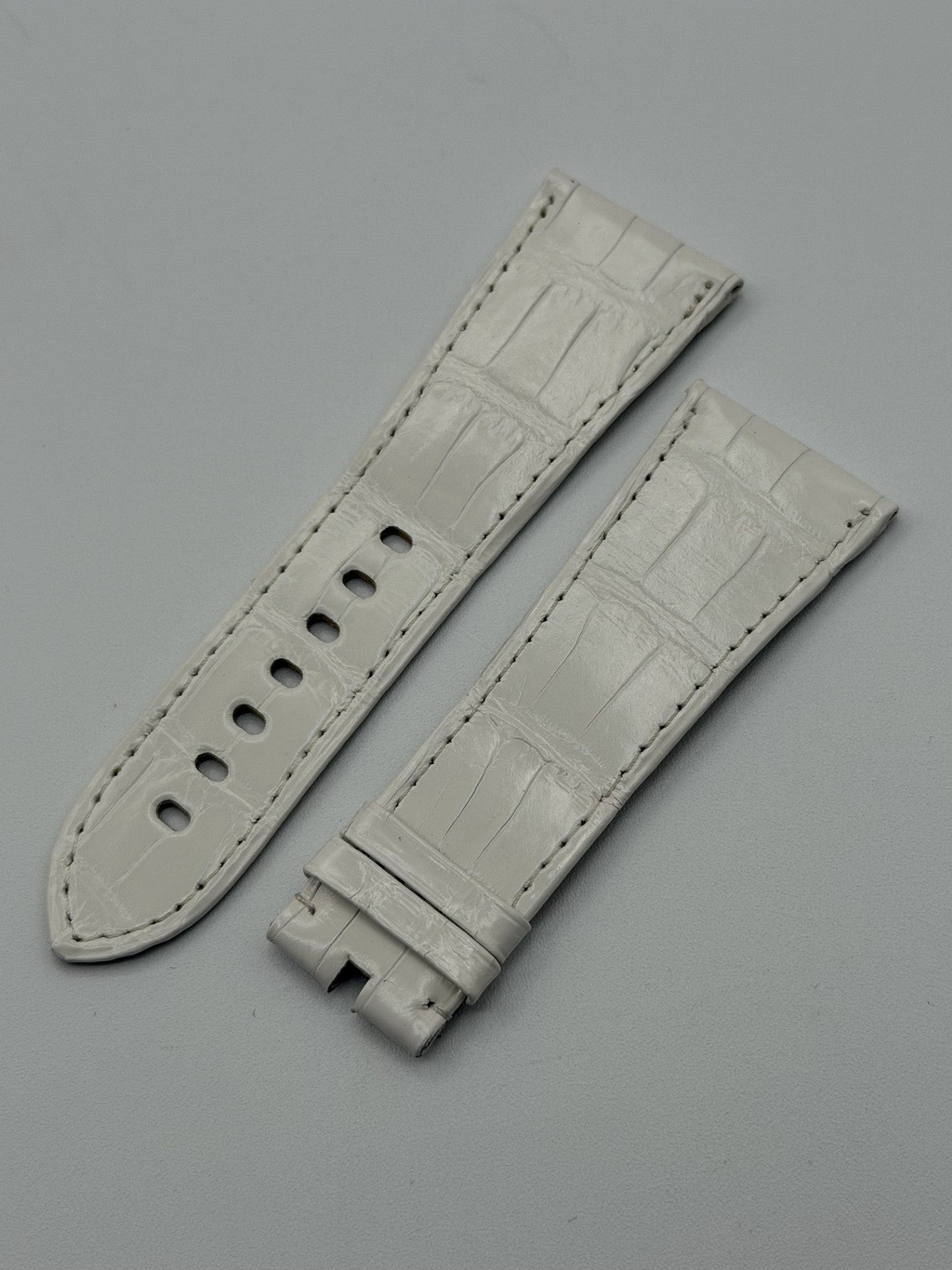 Cartier Tank Divan cinturino orologio pelle alligatore bianca KD74BN22 29/22 mm