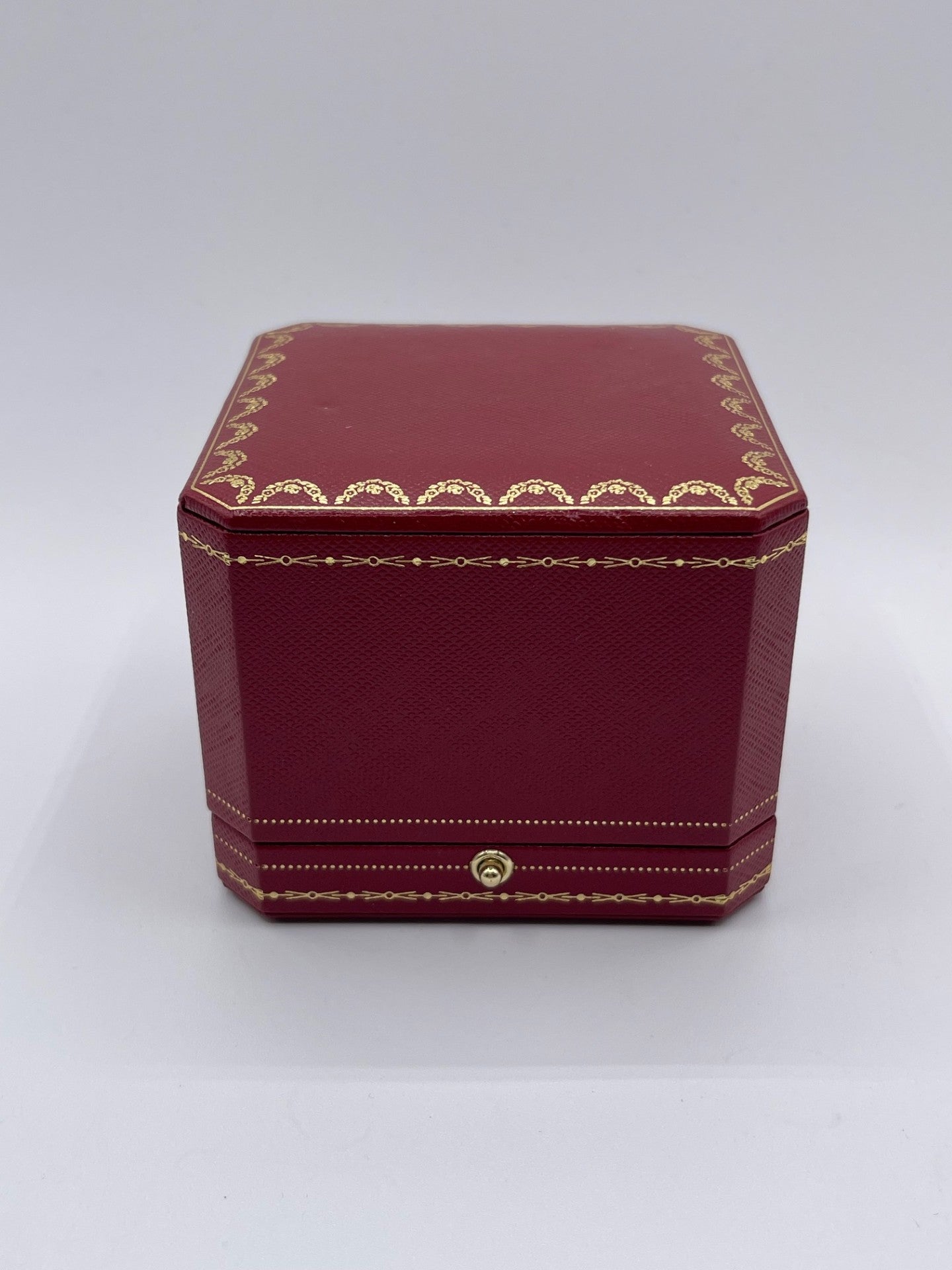 Cartier pendant earrings display box