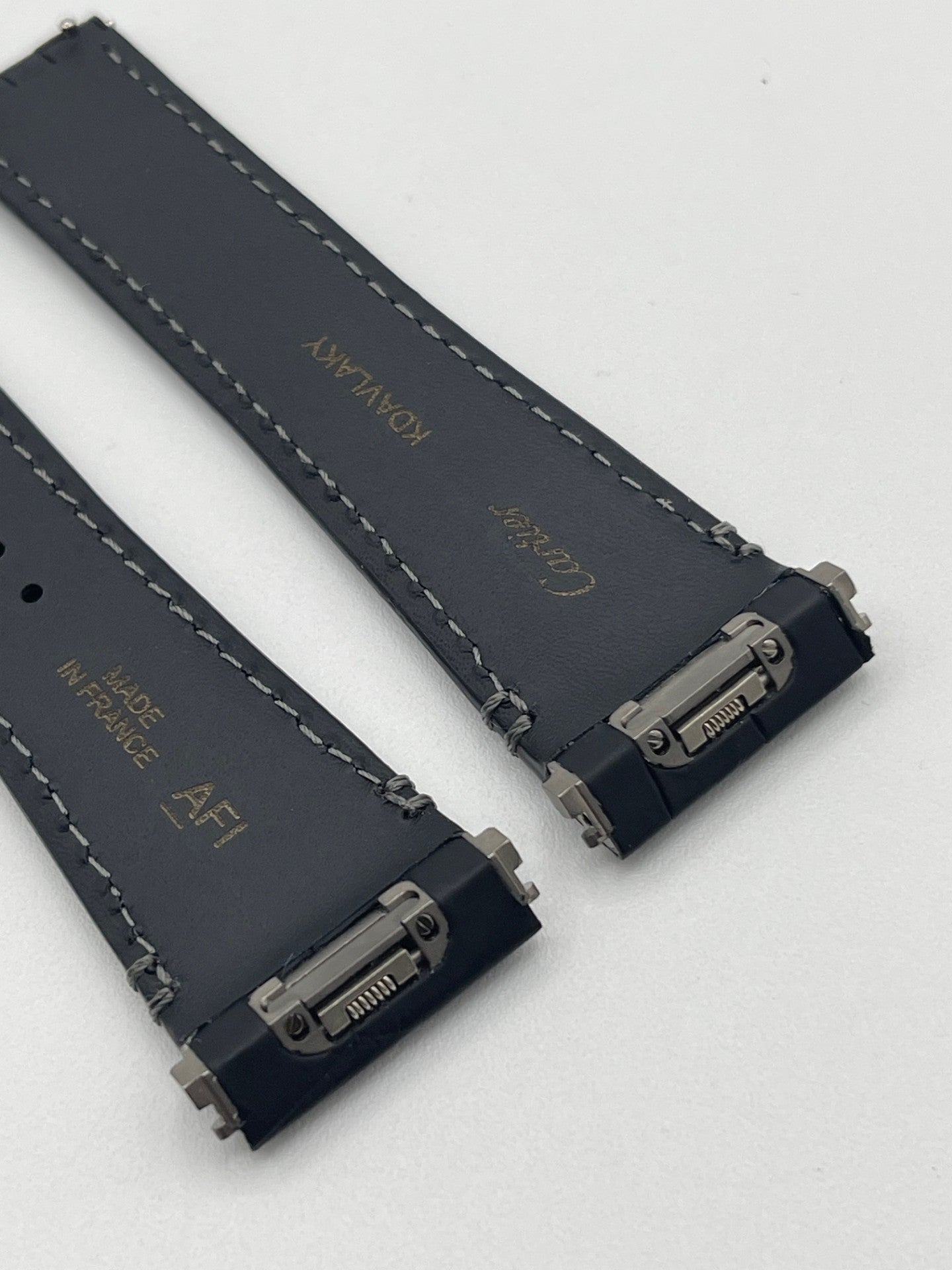 Cartier Santos Watch Strap Grey Alligator Leather KDAVLABY 23/18mm