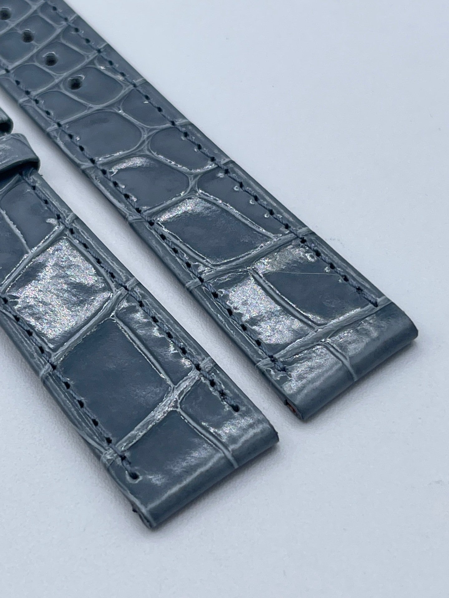 Patek Philippe Nautilus lady grey alligator strap 21/14mm