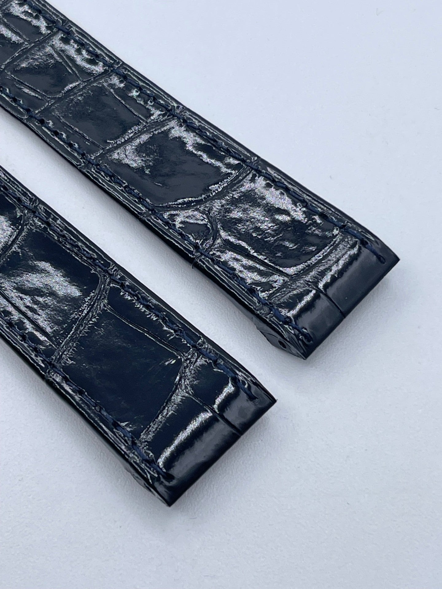 Cartier Santos 100MM Black Alligator Strap KD1M9037 20/18mm